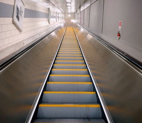 Wayfinding and signage strategy established for Moorfields